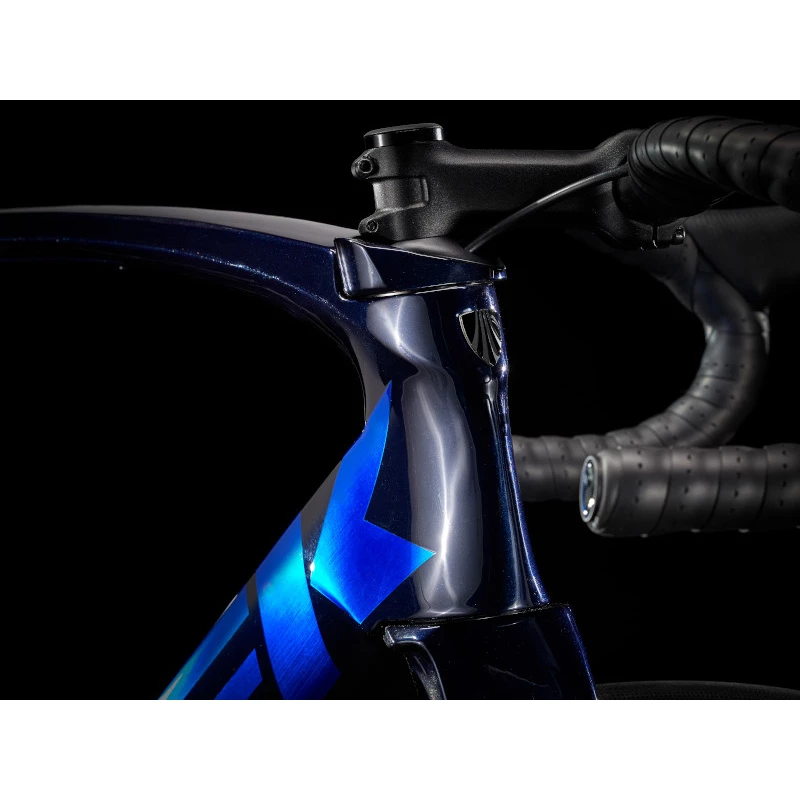 Trek MADONE SL7 ETap Disc 2022 3 Trek MADONE SL7 ETap Disc 2022 – Image 3