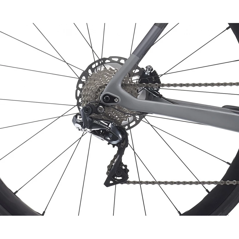 Bianchi Oltre Xr3 Disc DI2 12V 2022 2 Bianchi Oltre Xr3 Disc DI2 12V 2022 – Image 2