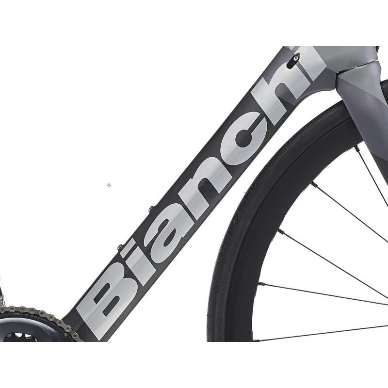 Bianchi Oltre Xr3 Disc DI2 12V 2022 5 Bianchi Oltre Xr3 Disc DI2 12V 2022 – Image 5